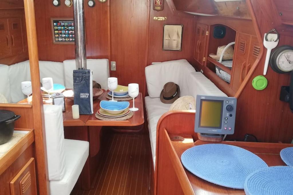 Boat-Apartamento Flotante Cadiz.. La Juanita Arroyo 외부 사진